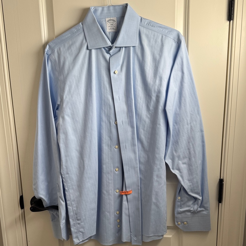 Brooks Brothers Light Blue Men's Dress Shirt Regent Fit‎